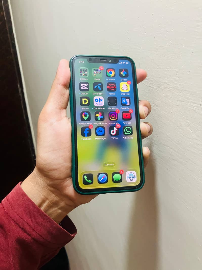 Apple iPhone 11 Pro 3
