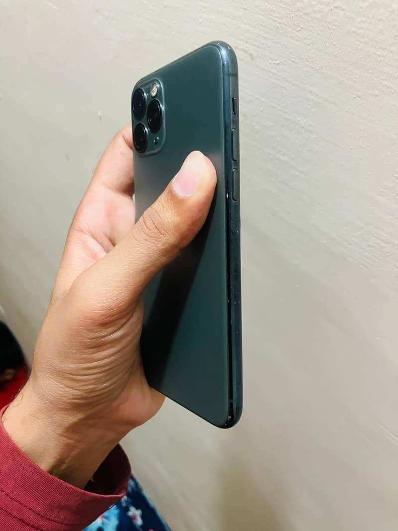 Apple iPhone 11 Pro 5