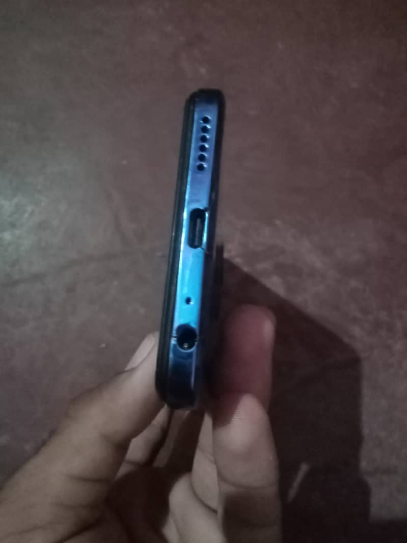 Tecno Spark 10C 4 128 2