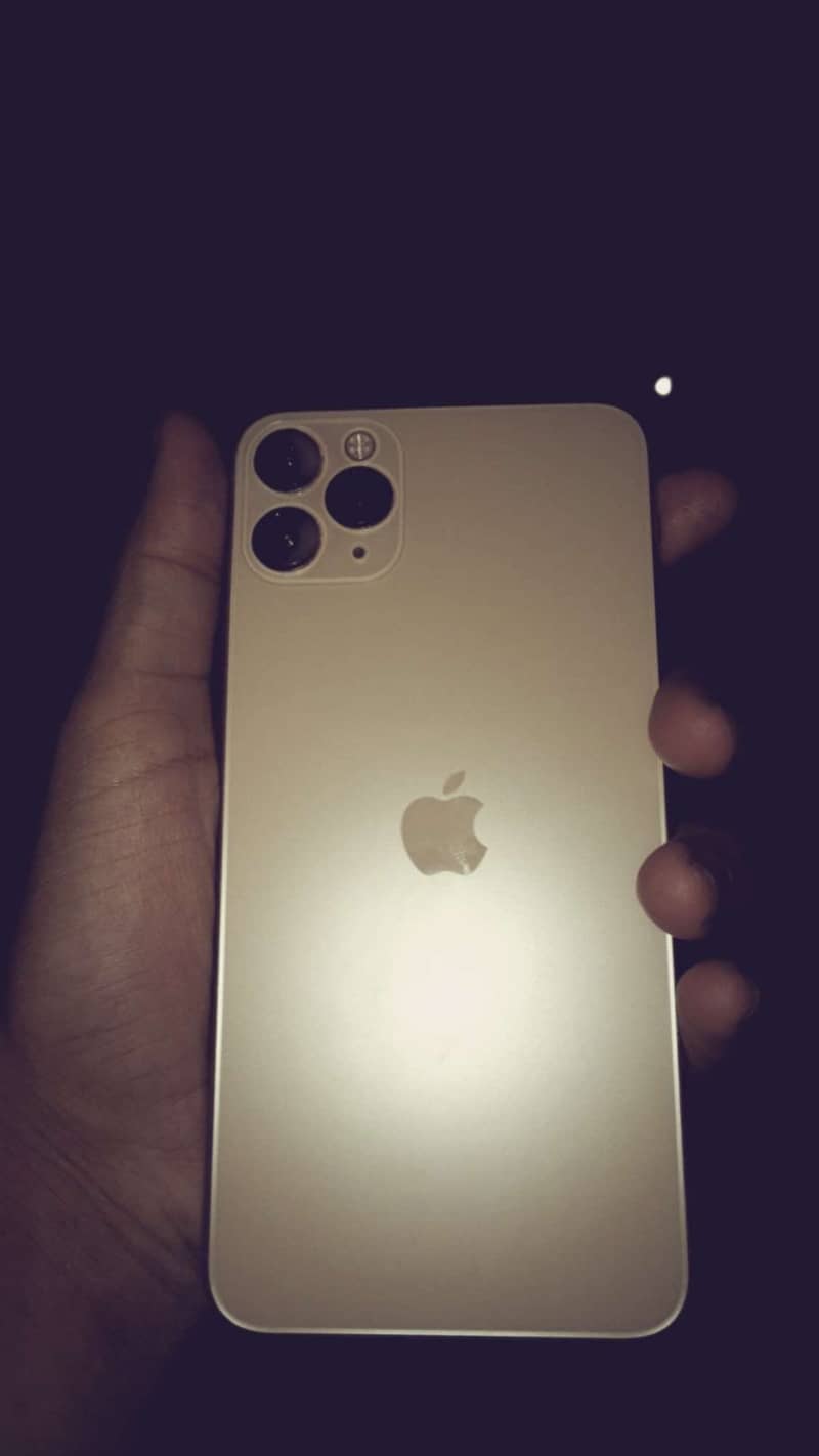 iPhone 11 Pro Max 0
