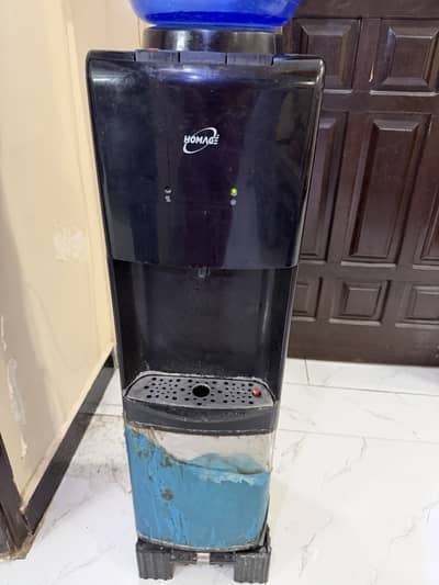 Homage Water Dispenser