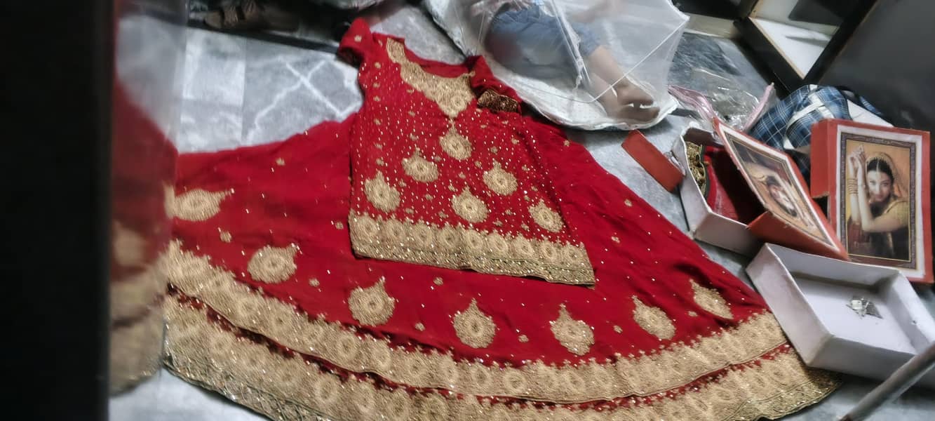 barand new 4