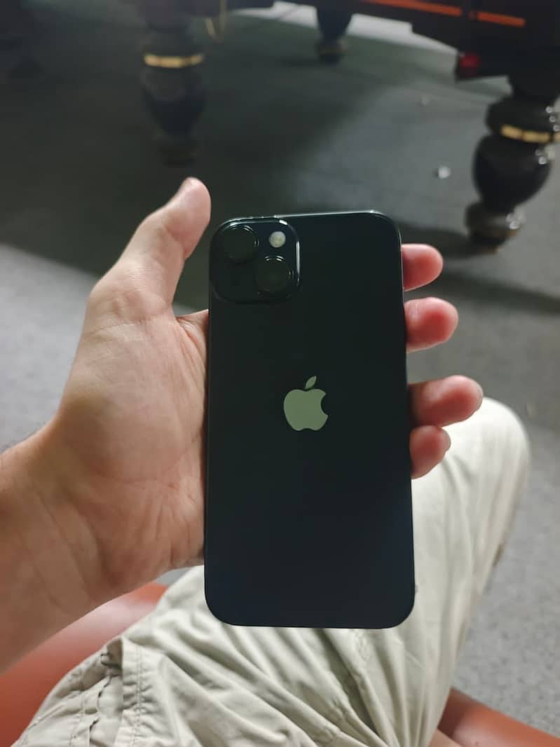 Apple iPhone 14 3