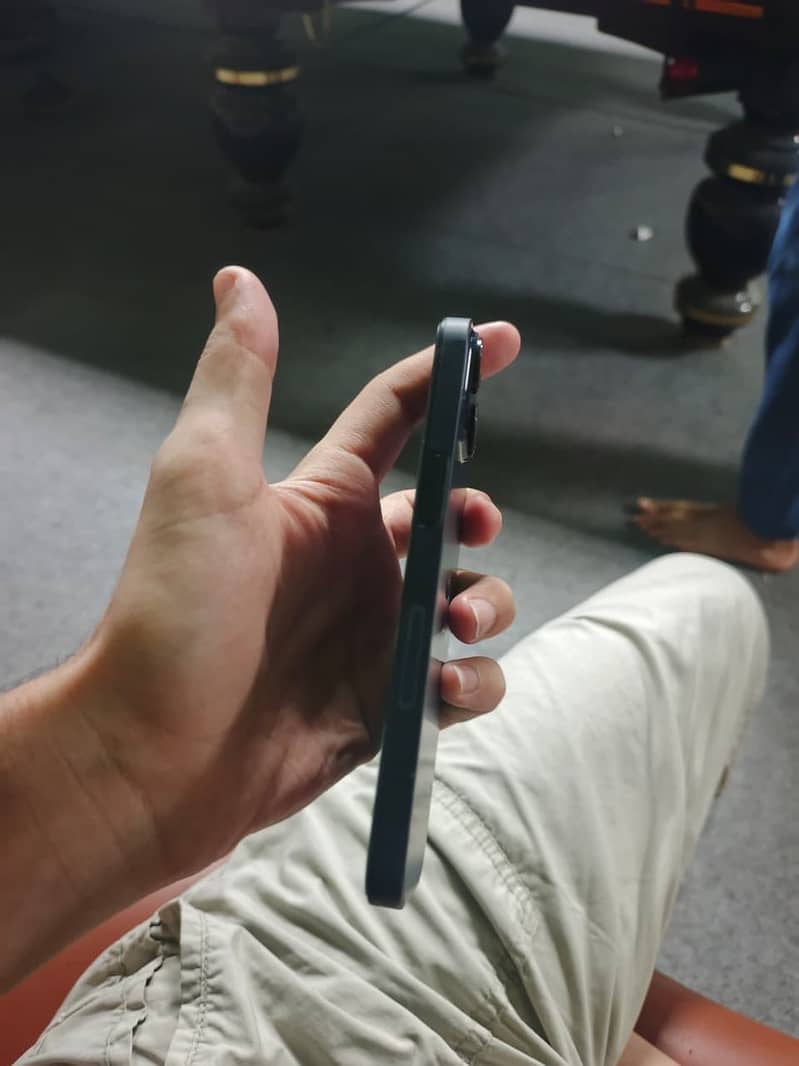 Apple iPhone 14 6