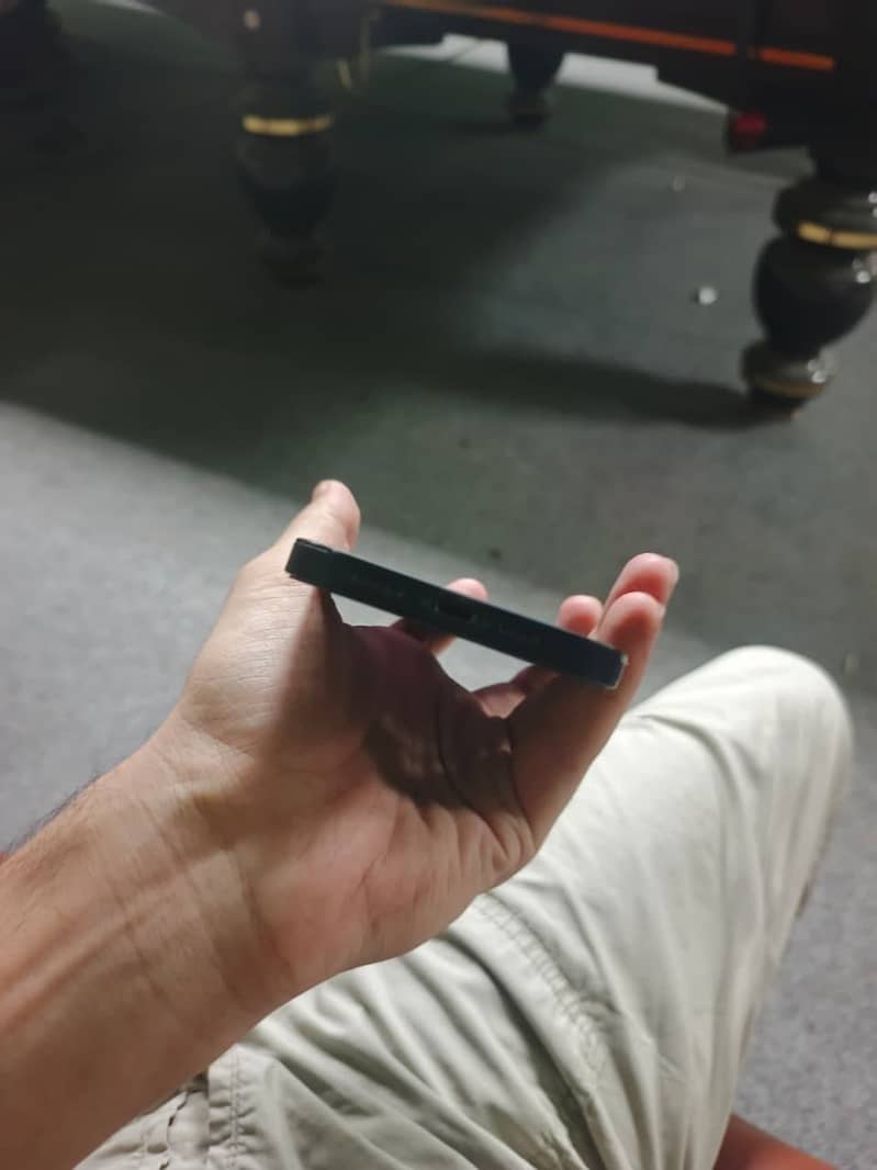 Apple iPhone 14 7