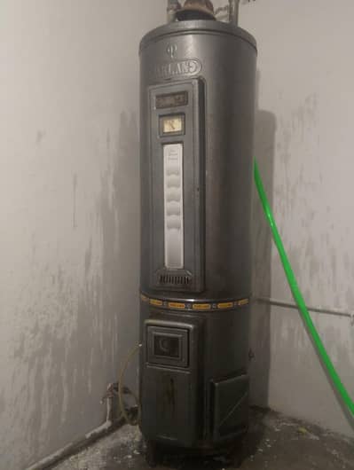 full size gas geyser in working conditions