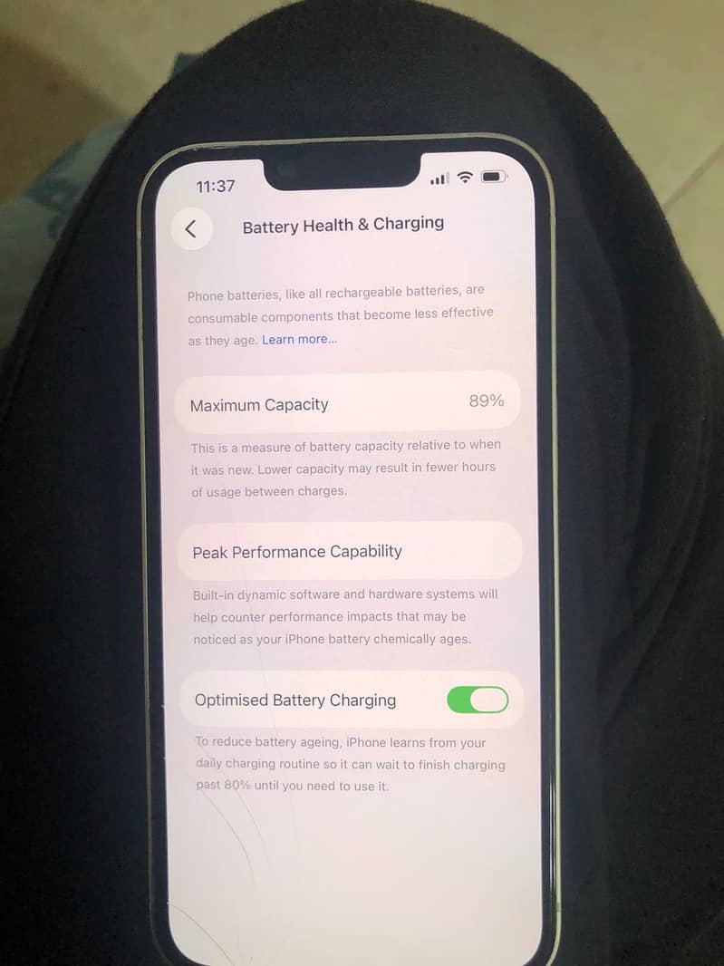 Apple iPhone 13 4