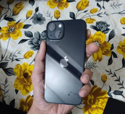 Apple iPhone 13