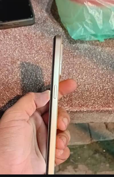 OPPO F21 Pro
