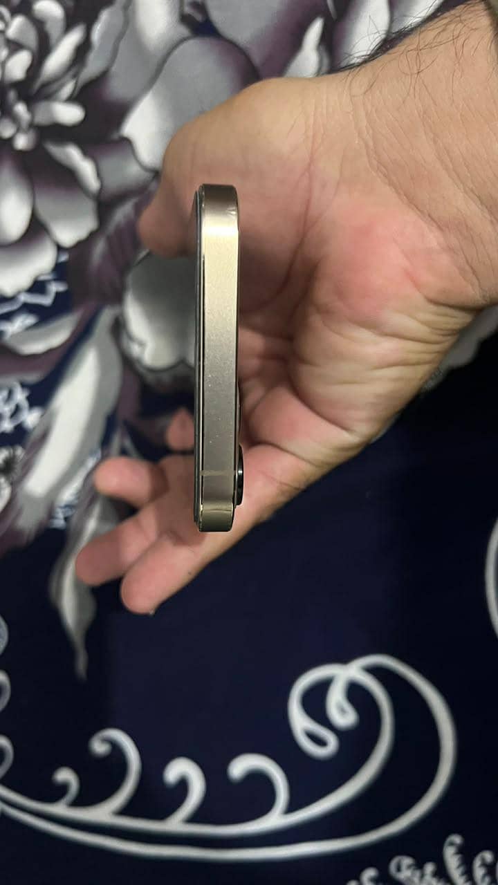 Apple iPhone 12 Pro 2