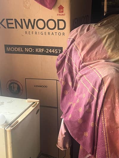 Brand New KENWOOD Refrigerator Medium