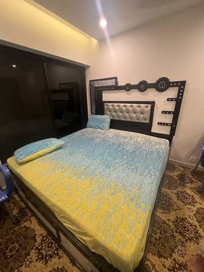 Luxury Modern Double Bed 6x6 - Black White Tufted Headboard Bed - LED