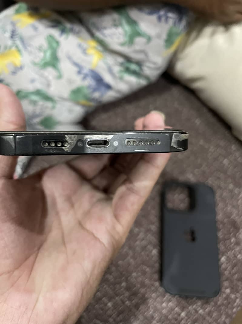 Apple iPhone 14 Pro Max 5