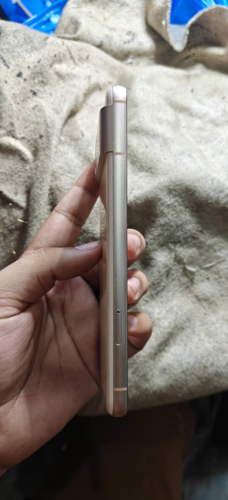 Google Pixel 8 3