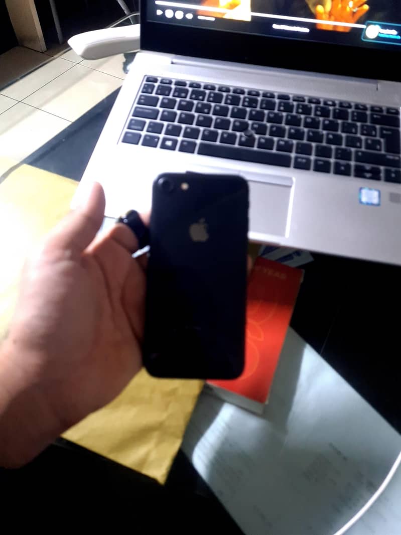 Apple iPhone 8 PTA 1