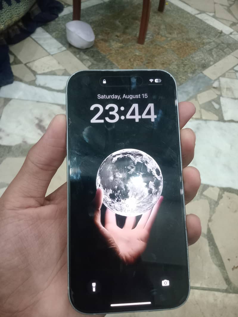 Apple iPhone 15 3