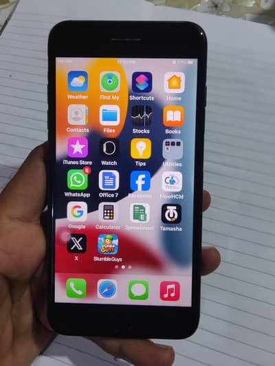I phone 7 plus  (Apple)