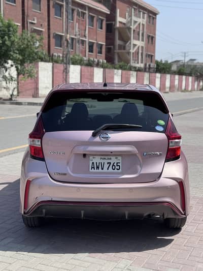 Nissan Note E Power 2018