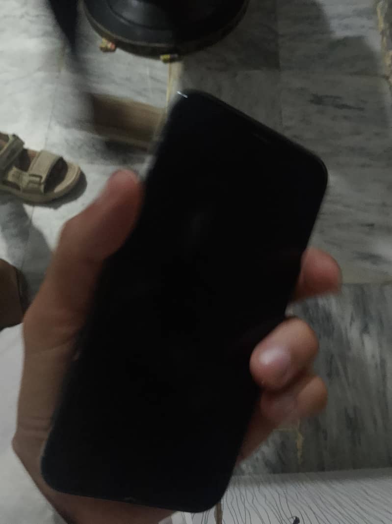 IPHONE 12 pro 8
