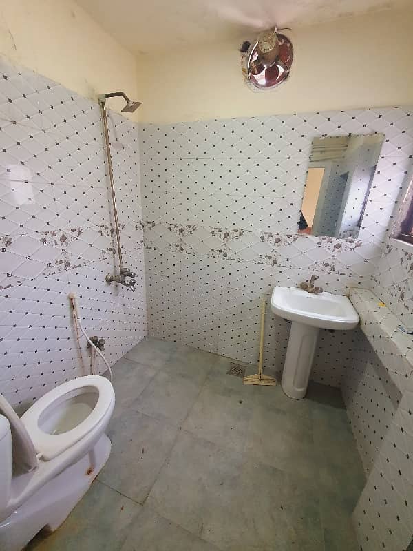 Upper Portion For Rent 8