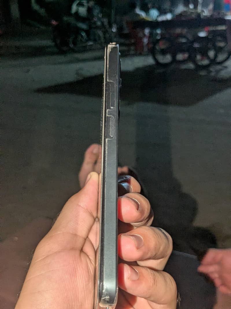 Realme C71 3