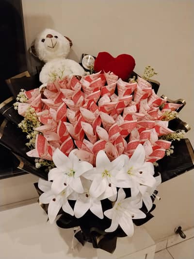 money flowers bouquet