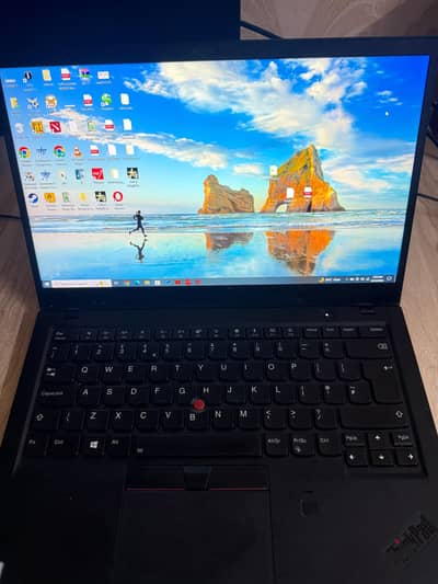 Lenovo Thinkpad X1 carbon i5 8th generation hai 8/256 no exchange plz
