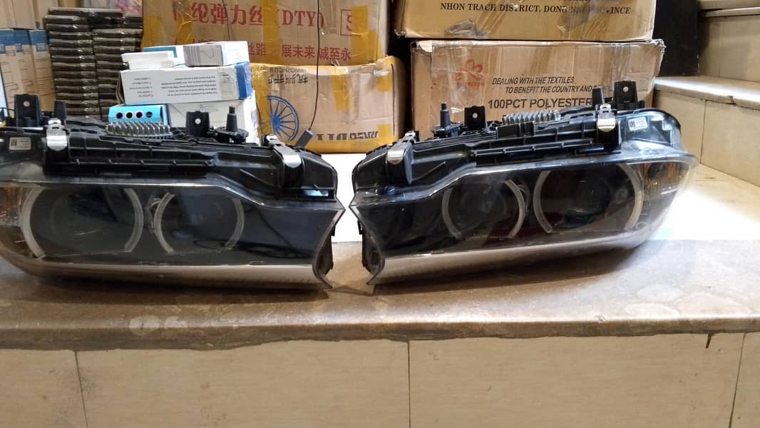 BMW Headlights 0