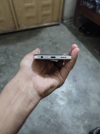 OPPO F21 Pro