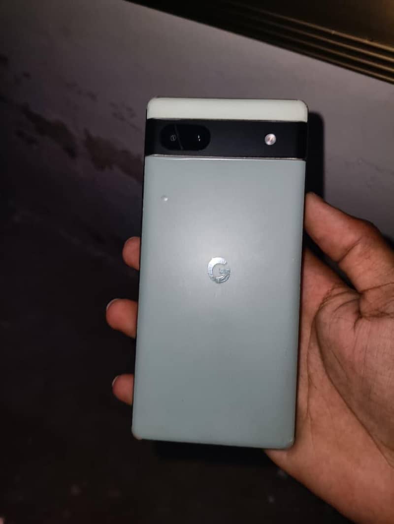 Google Pixel 6a 1