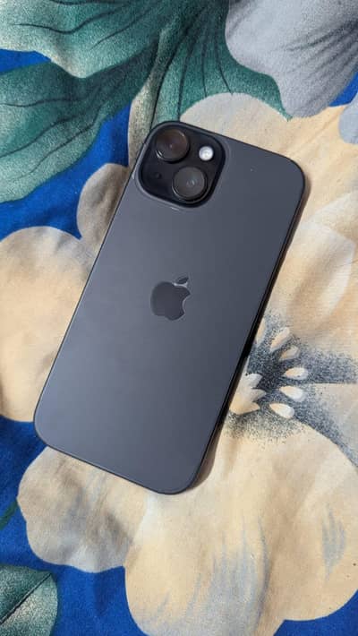 Apple iPhone 15