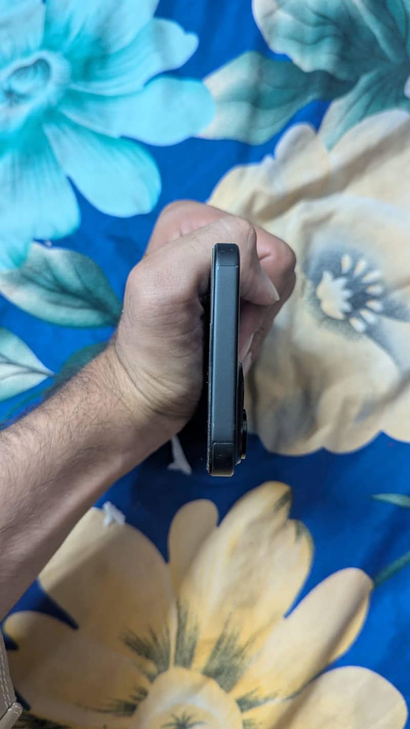 Apple iPhone 15 1