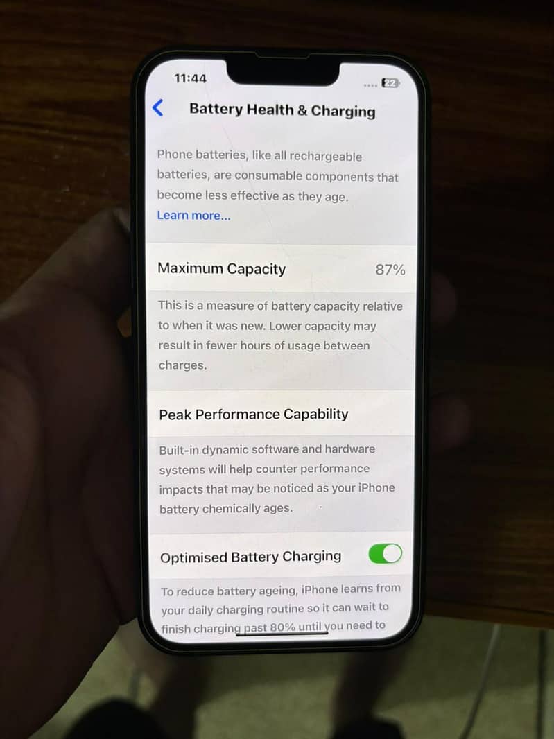 Apple iPhone 13 5