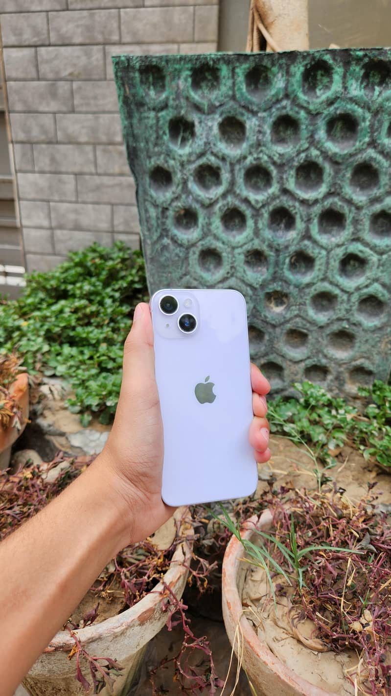 Apple iPhone 14 0