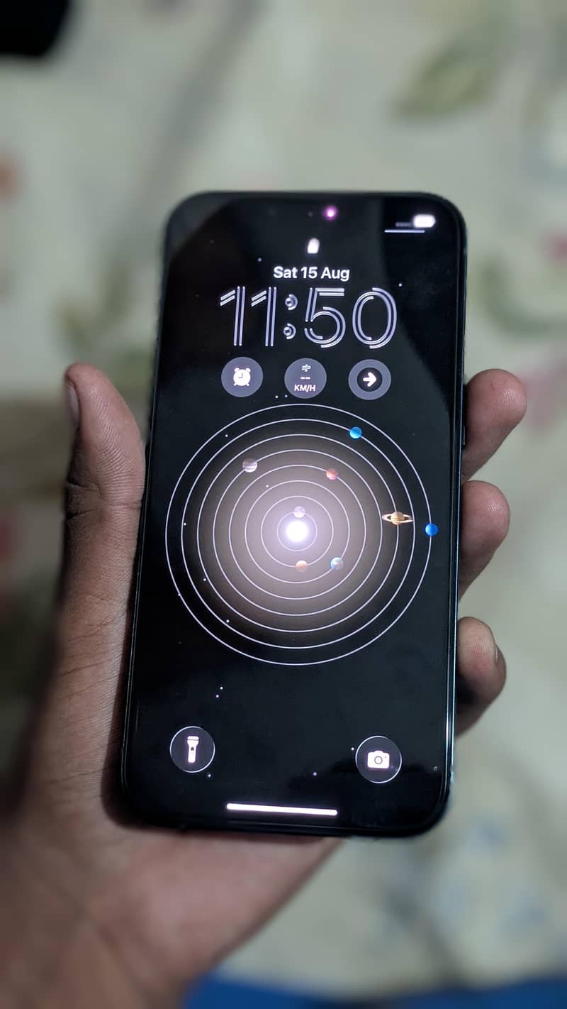 Apple iPhone 13 0