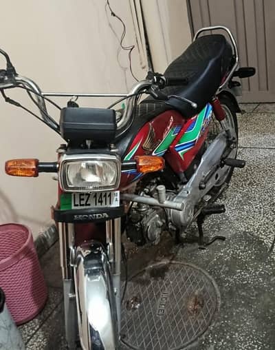 Honda CD 70 2018 Model Lahore - Original File + Biometric Available