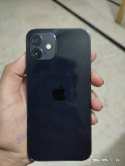 Apple iPhone 12