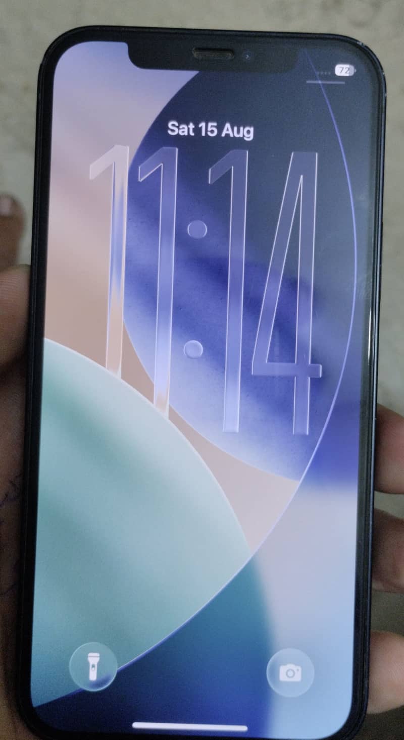 Apple iPhone 12 3