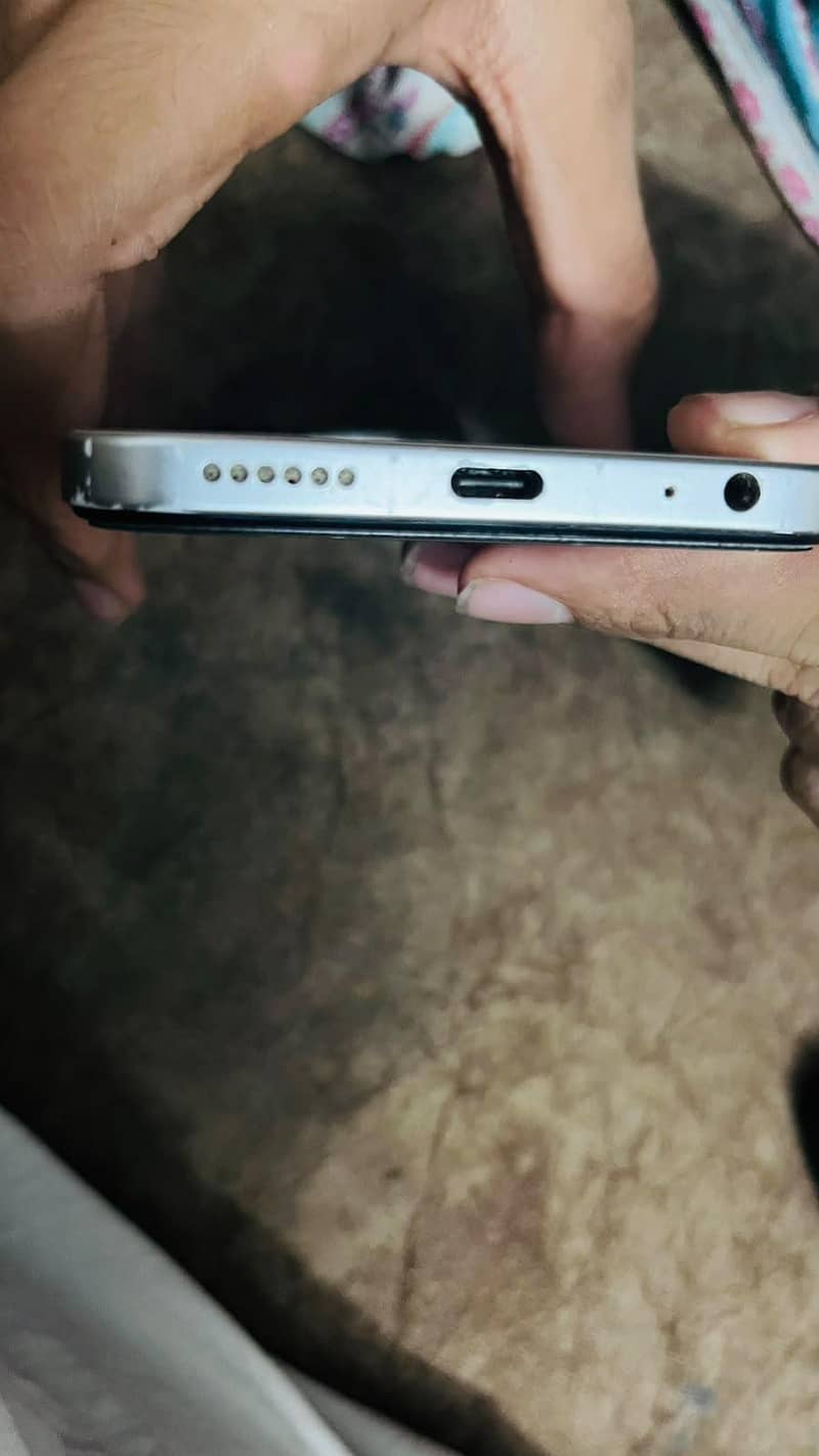 Tecno SPARK 30C 4