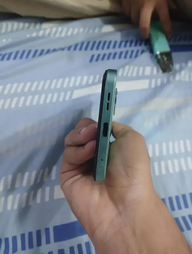 Xiaomi Redmi Note 12 4
