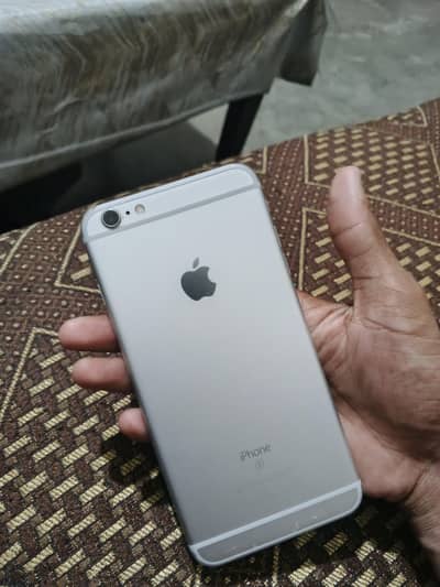 Apple iPhone 6S Plus