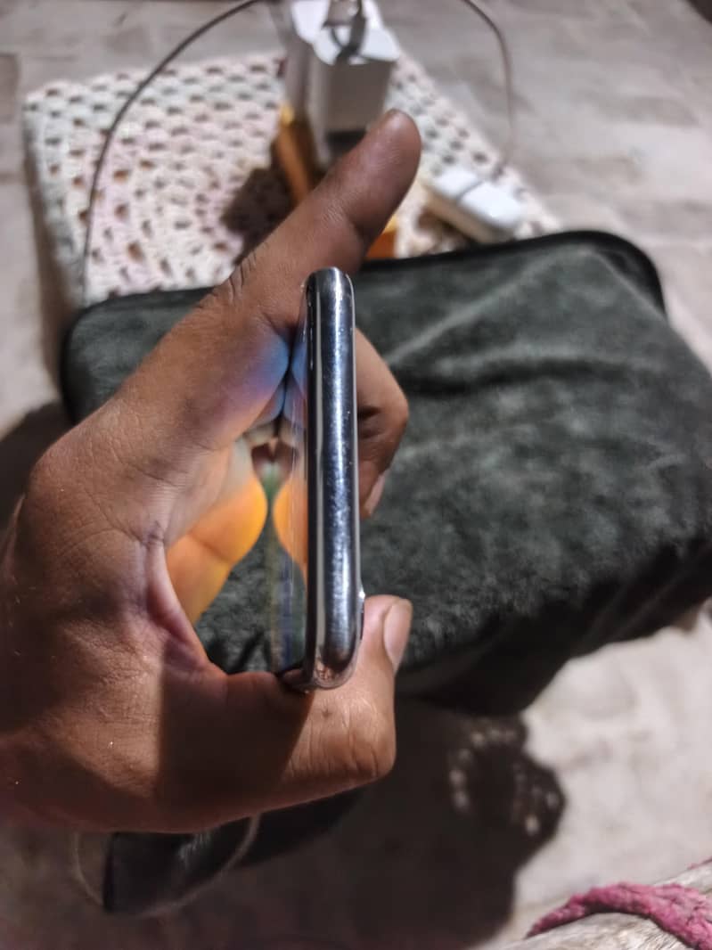 Apple iPhone X 2
