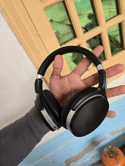 sennheiser HD 4.50 BTNC headphones Orignal