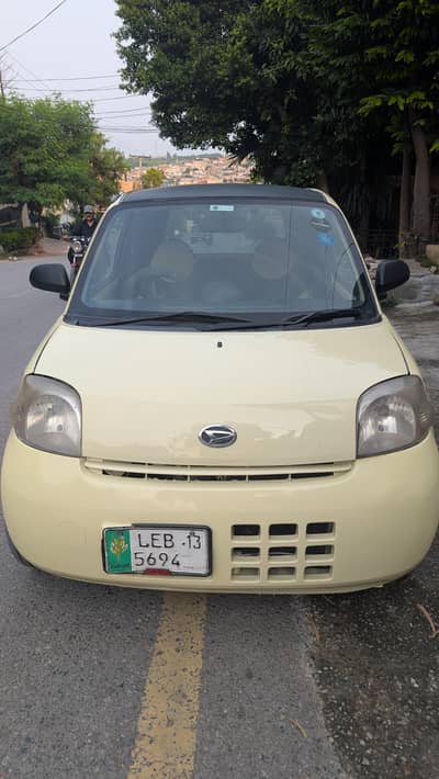 Daihatsu Esse 2013