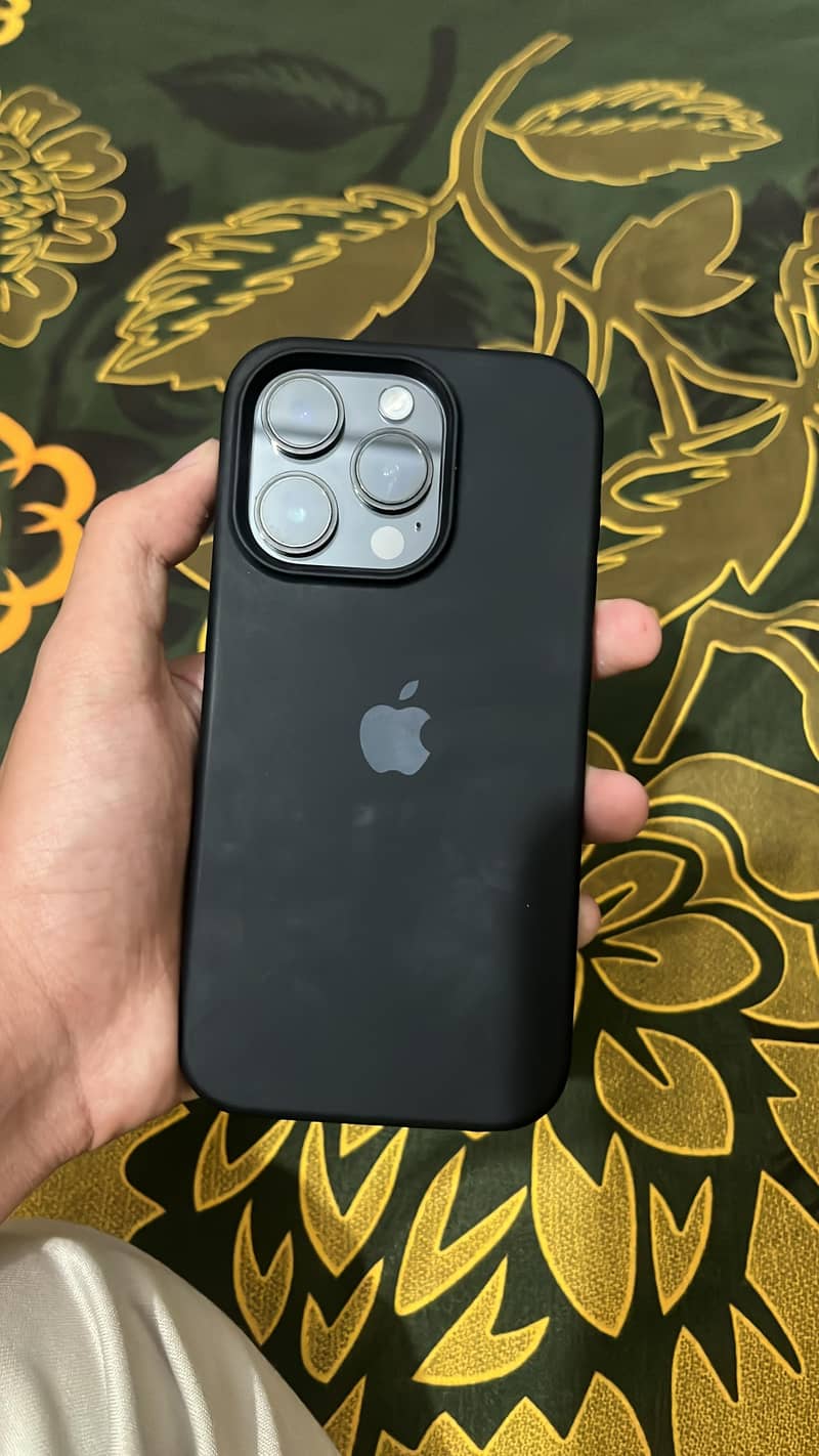 Apple iPhone 14 Pro 3