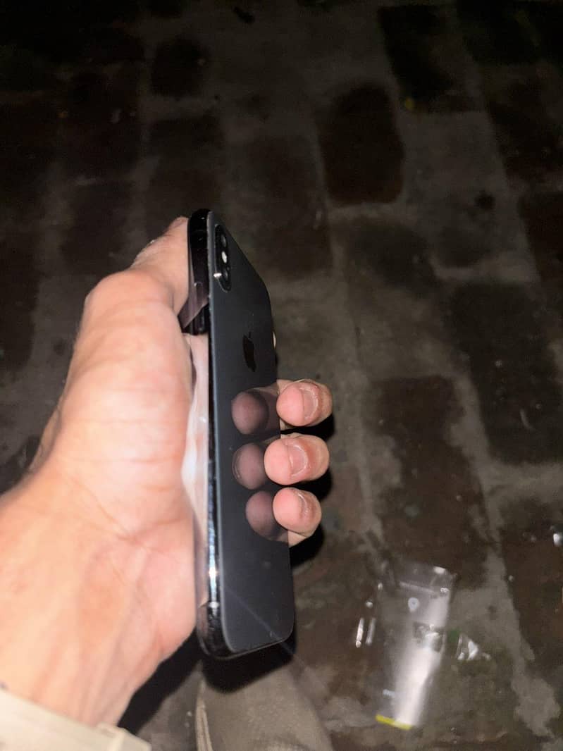 Apple iPhone X 6