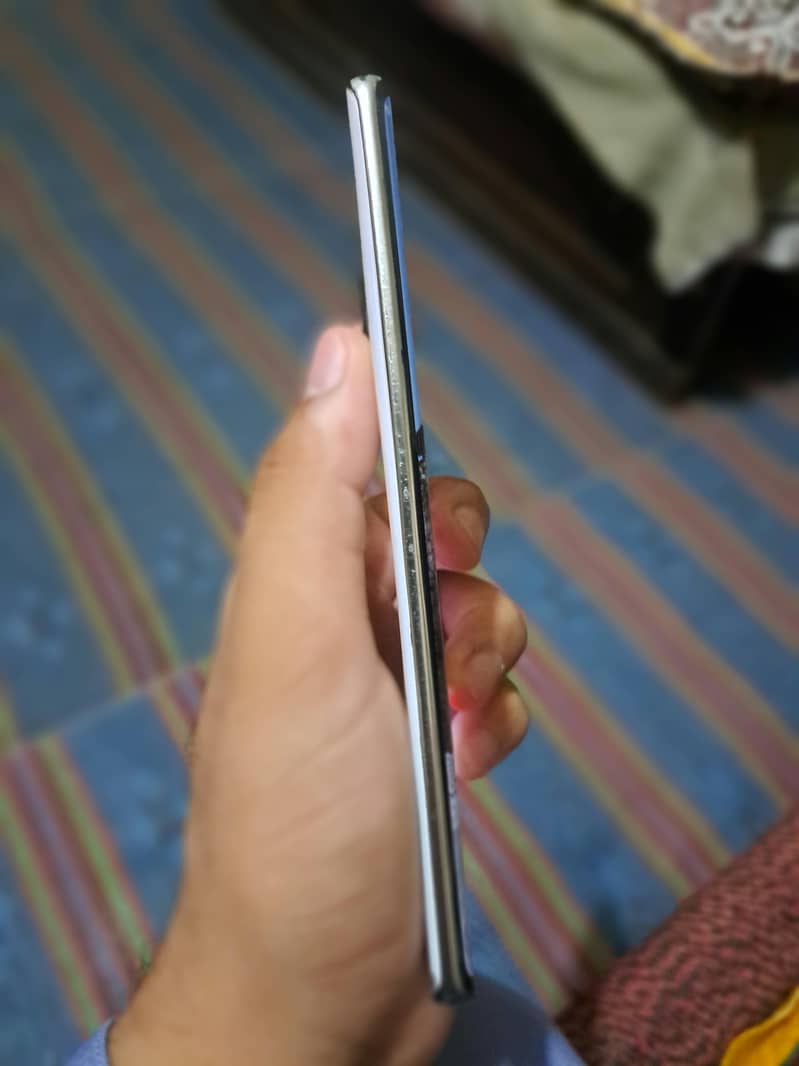 Tecno Spark 20 Pro Plus 3