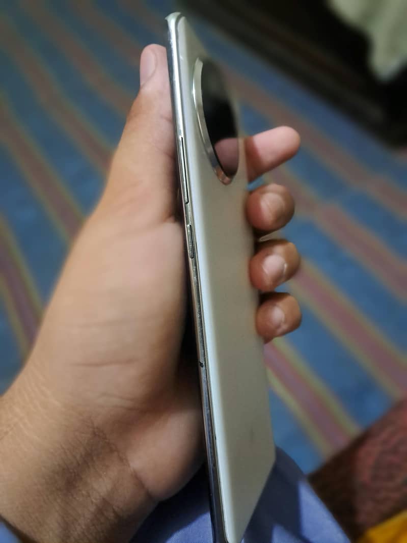 Tecno Spark 20 Pro Plus 5