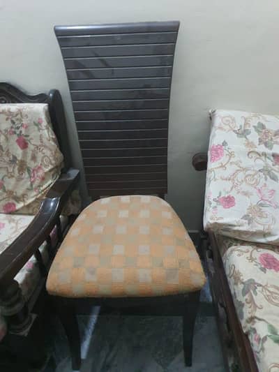 6 Seater Dining Table