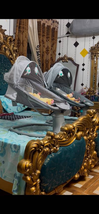 Original price 30k selling price 17k. Mastela Deluxe 3 in 1 swing